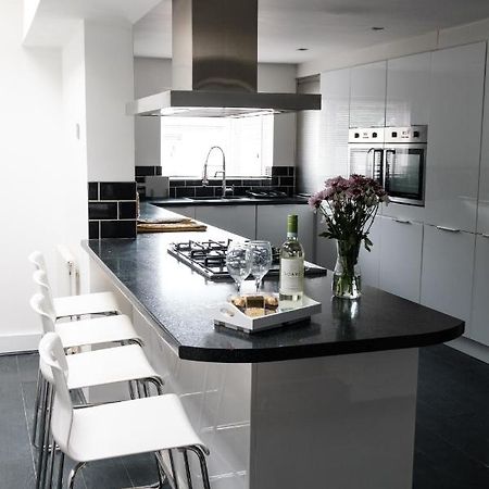 Gorgeous 3 Bedroom Victorian Townhouse Lisburn Εξωτερικό φωτογραφία